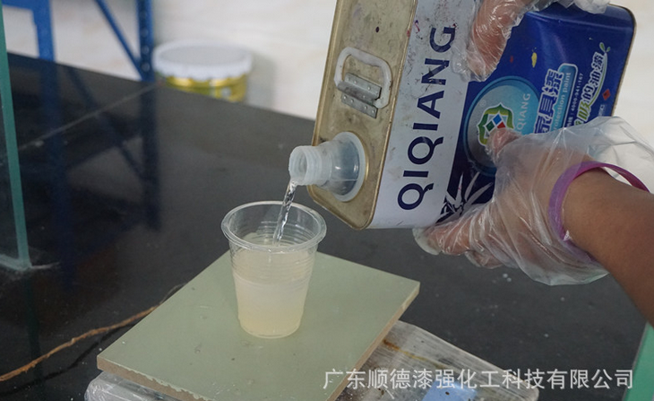麻豆成人电影91欧美麻豆精品漆厂家教您91欧美麻豆精品刷漆步骤1